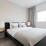 Penthouses By Your アパート *