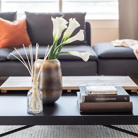 Penthouses By Your アパート *